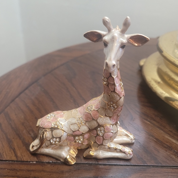 Kingspoint Design Giraffe - Picture 4 of 8
